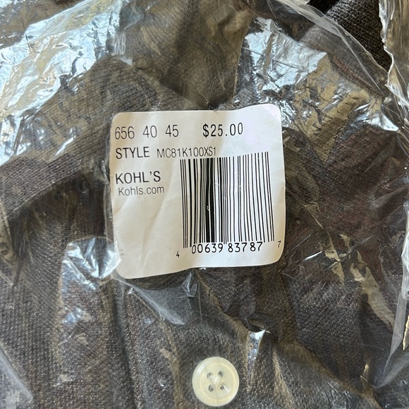 Croft & Barrow | The Easy Care Pique Polo - Picture 3 of 7